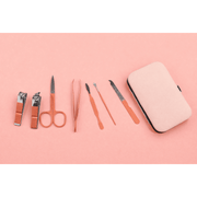 مجموعة أدوات احترافية للعناية بالأظافر