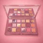 Huda Beauty Naughty Nude Eyeshadow Palette