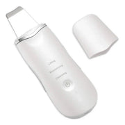 Skin cleansing device