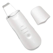 Skin cleansing device